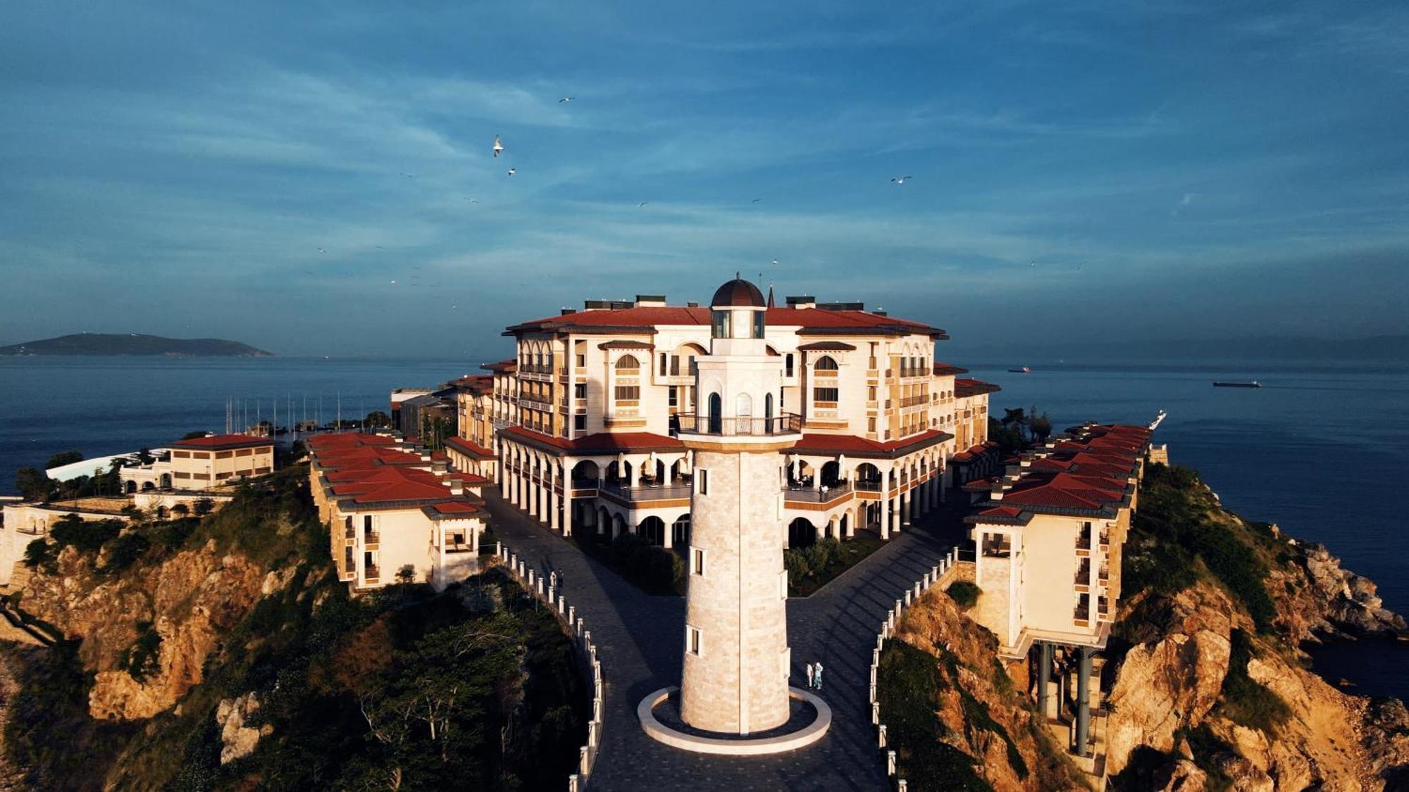 Birun Ada Hotel Burgazada Exterior photo